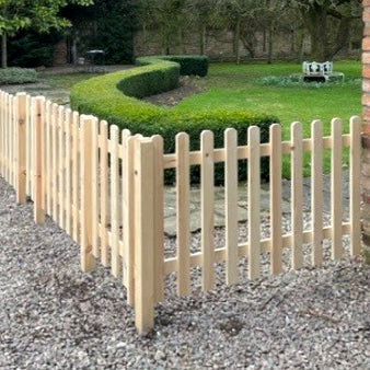 Natural with Rounded Tops – The Picket Fence Company