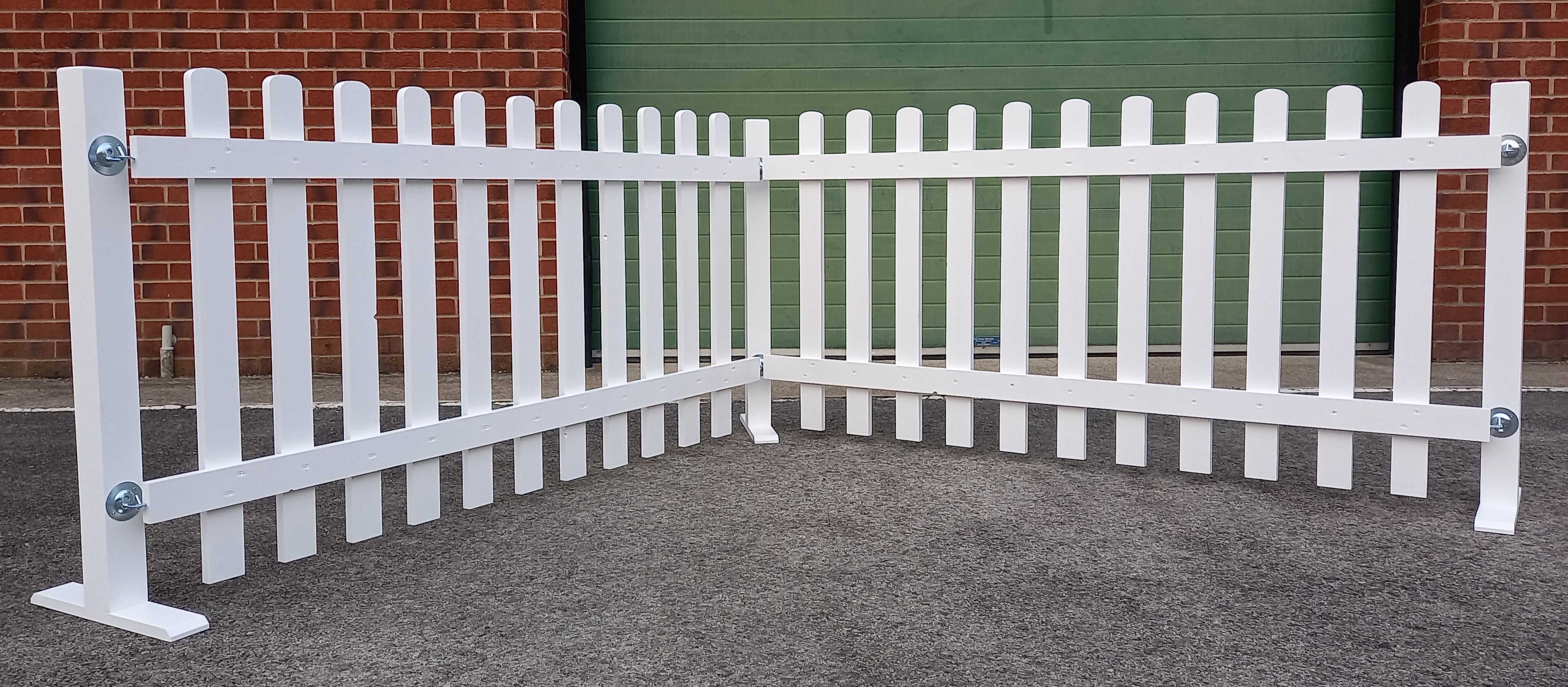 Free standing fence with gate best sale